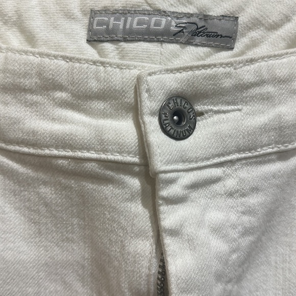 Chico spandex jeans. Short. - Picture 2 of 7